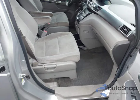 2011 Honda Odyssey Lx z USA, uszkodzony, nr VIN 5FNRL5H2XBB065217